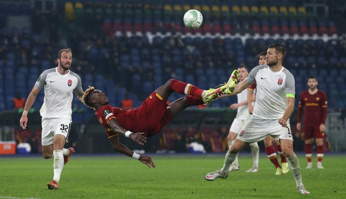 Роскошный удар через себя "похоронил" надежды Зари на еврокубки: видео гола Ромы Роскошный удар через себя "похоронил" надежды Зари на еврокубки: видео гола Ромы