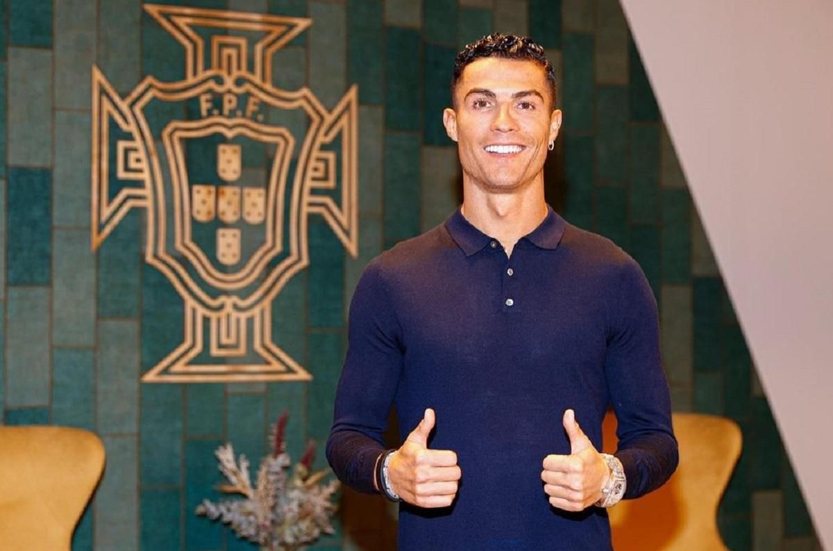 Роналду обвинил во лжи редактора France Football, который является организатором "Золотого мяча" Роналду обвинил во лжи редактора France Football, который является организатором "Золотого мяча"