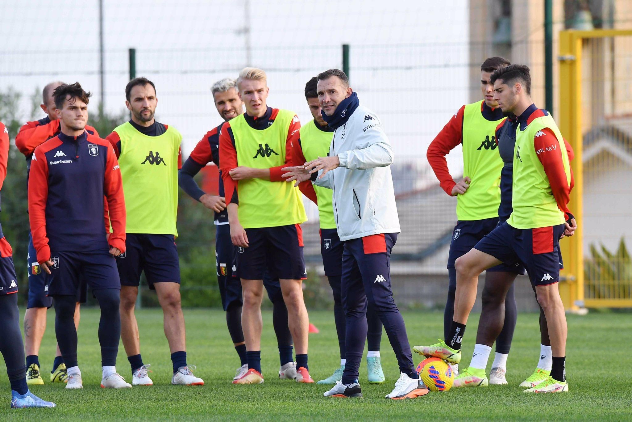 Клубы Малиновского и Шевченко в Италии попали под обыски полиции: что случилось Клубы Малиновского и Шевченко в Италии попали под обыски полиции: что случилось