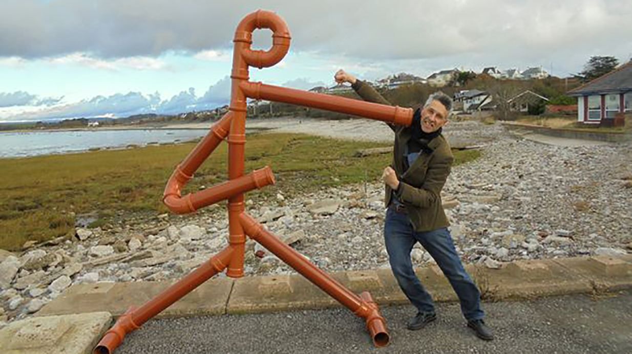 Як належить чемпіону: в Англії з'явилася скульптура Ф'юрі зі зливних труб – фото "шедевру" - новини боксу - Спорт 24 Як належить чемпіону: в Англії з'явилася скульптура Ф'юрі зі зливних труб – фото "шедевру" - новини боксу - Спорт 24