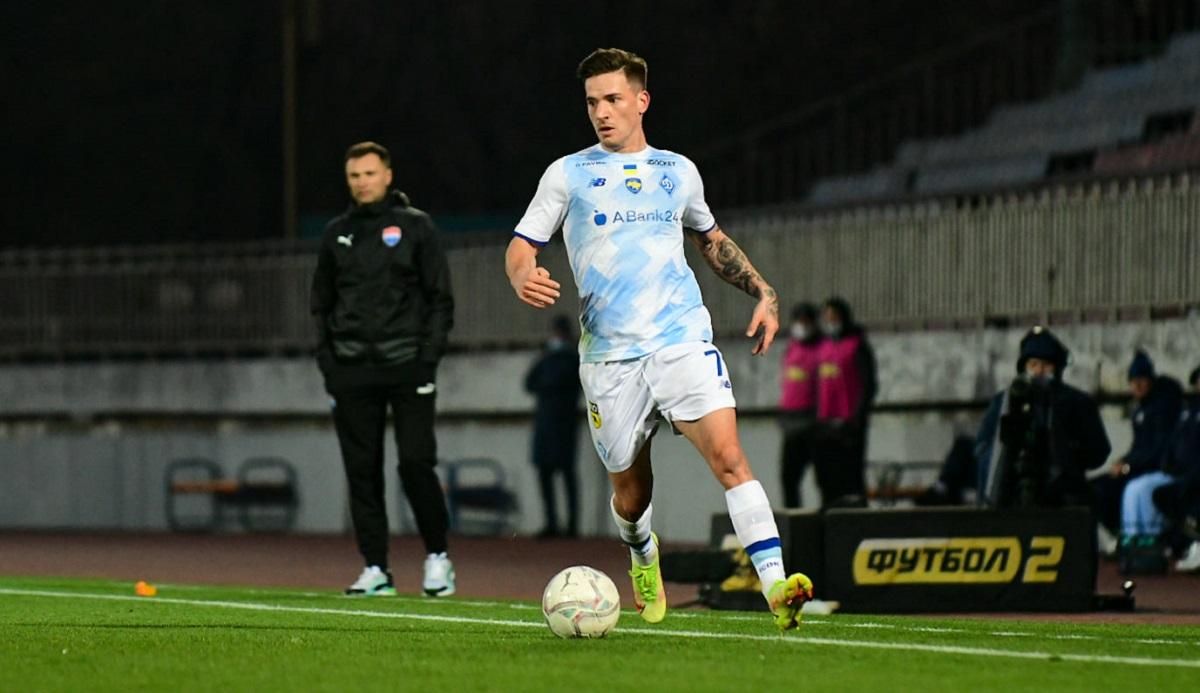 Як Вербіч забив ударом з-за меж штрафного після філігранної передачі Сидорчука: відео голу - новини Динамо - Спорт 24 Як Вербіч забив ударом з-за меж штрафного після філігранної передачі Сидорчука: відео голу - новини Динамо - Спорт 24