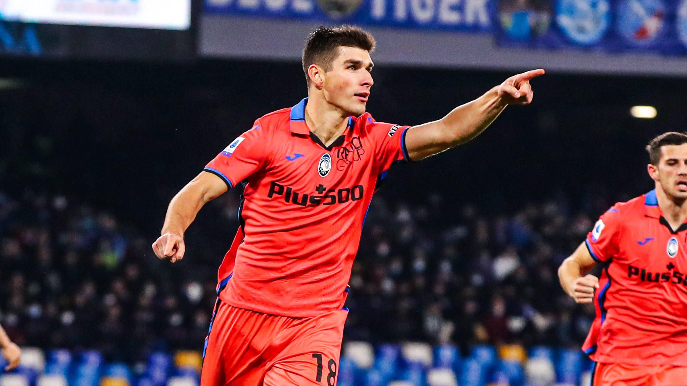 Малиновский забил гол в ворота Наполи ударом под перекладину – видео эффектного удара Малиновский забил гол в ворота Наполи ударом под перекладину – видео эффектного удара