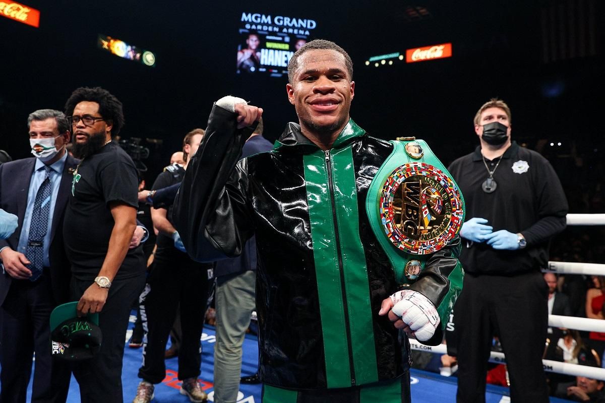 Еще один соперник для Ломаченко: Хейни в нелегкой борьбе победил Диаса – видео боя Еще один соперник для Ломаченко: Хейни в нелегкой борьбе победил Диаса – видео боя