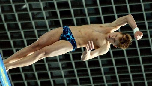 Как 15-летний Середа стал чемпионом мира по прыжкам в воду среди юниоров: победное видео