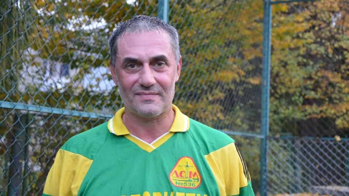 Сбережения, которые заработал, проиграл в казино, – экс-игрок сборной Украины работает грузчиком Сбережения, которые заработал, проиграл в казино, – экс-игрок сборной Украины работает грузчиком