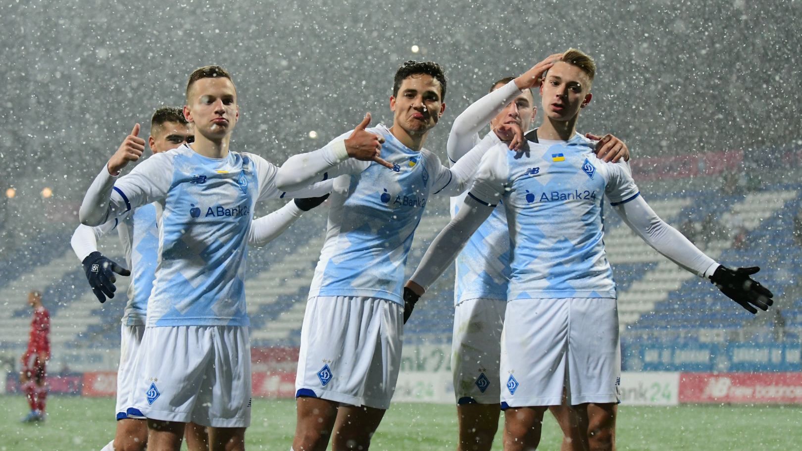 Динамо дізналося імена потенційних суперників в Юнацькій лізі УЄФА - Спорт 24 Динамо дізналося імена потенційних суперників в Юнацькій лізі УЄФА - Спорт 24