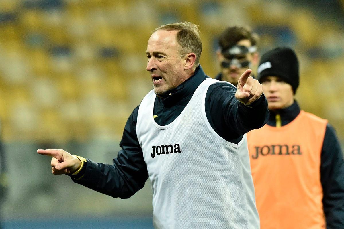 Тренер сборной Украины определился с футболистами, которые будут играть против Шотландии Тренер сборной Украины определился с футболистами, которые будут играть против Шотландии