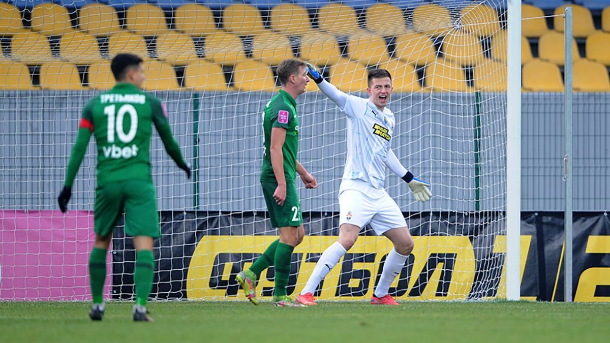 Александрия забила гол в ворота Шахтера и вышла вперед: видео взятия ворот Александрия забила гол в ворота Шахтера и вышла вперед: видео взятия ворот