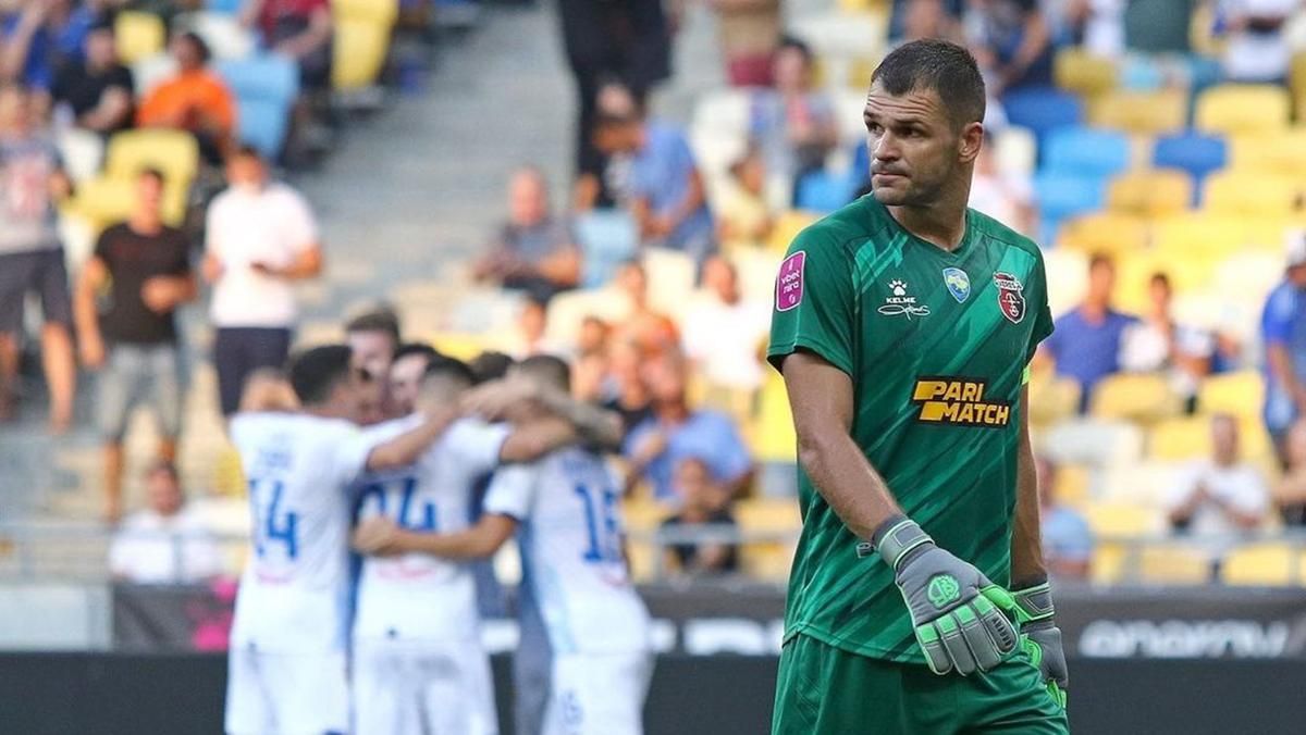 Воротар Вереса пропустив м'яч поміж рук під час відбиття пенальті: відео голу - Спорт 24 Воротар Вереса пропустив м'яч поміж рук під час відбиття пенальті: відео голу - Спорт 24