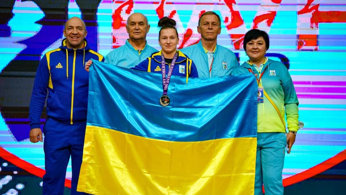 Українська важкоатлетка Марія Гангур – чемпіонка світу у ривку - Спорт 24