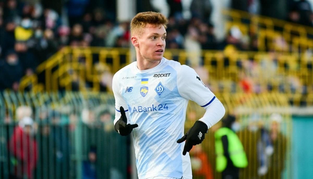 Луческу накричав на суддю після грубого фолу на лідеру Динамо: відео емоції тренера - Спорт 24 Луческу накричав на суддю після грубого фолу на лідеру Динамо: відео емоції тренера - Спорт 24