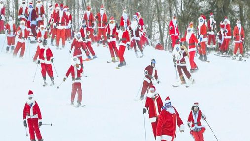 В США лыжники и сноубордисты покорили склоны в костюмах Санта-Клауса