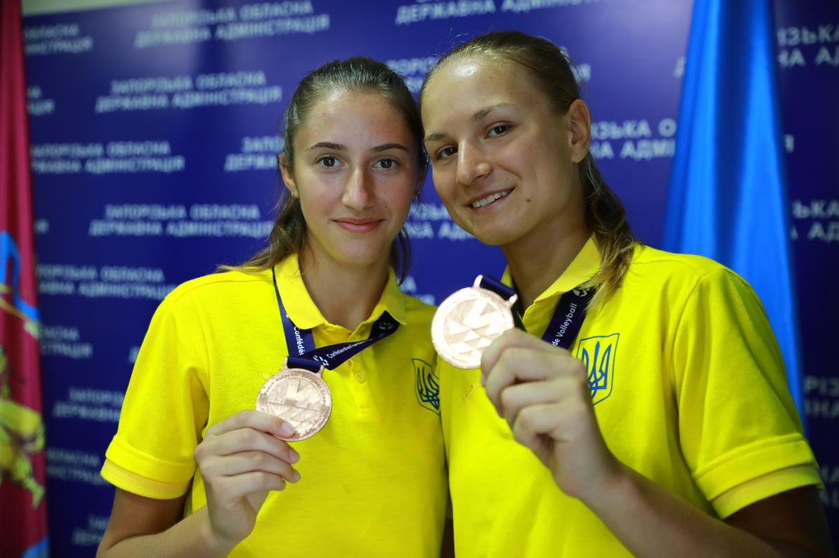 Женская сборная Украины завоевала "бронзу" чемпионата мира по пляжному волейболу
