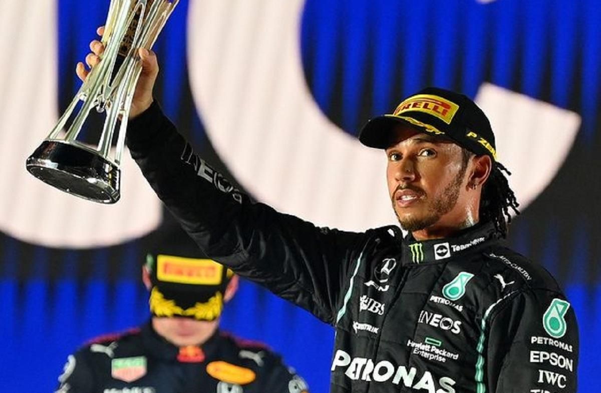 У Хемілтона відібрали чемпіонство: нападник Англії Кейн розкритикував Формулу-1 - Формула 1 новини - Спорт 24 У Хемілтона відібрали чемпіонство: нападник Англії Кейн розкритикував Формулу-1 - Формула 1 новини - Спорт 24