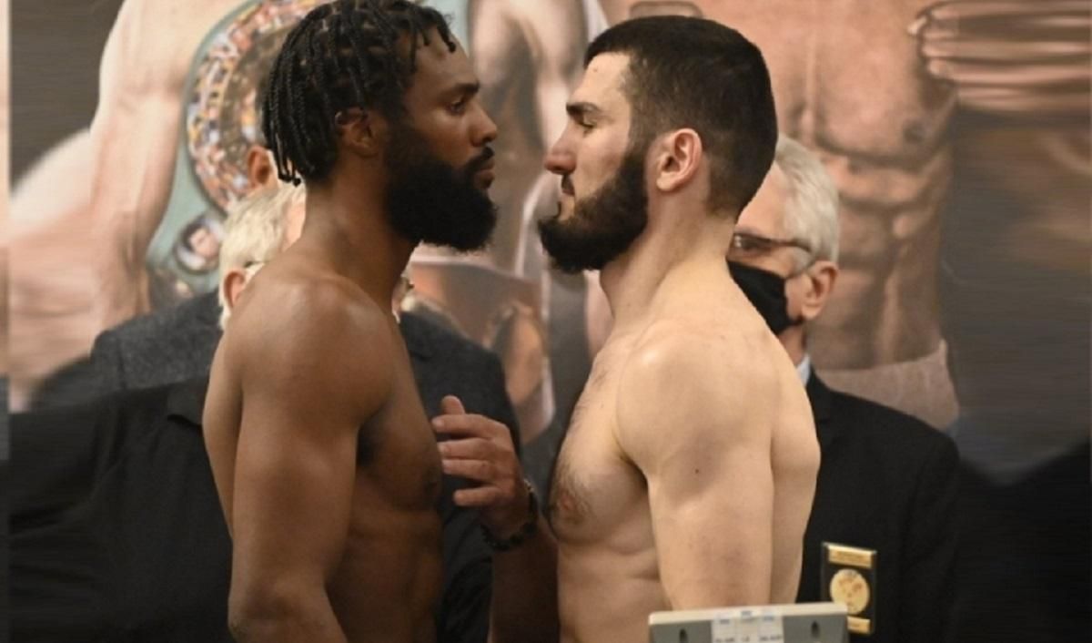 Окровавленный боксер из России обвинил соперника в умышленном нанесении травмы Окровавленный боксер из России обвинил соперника в умышленном нанесении травмы