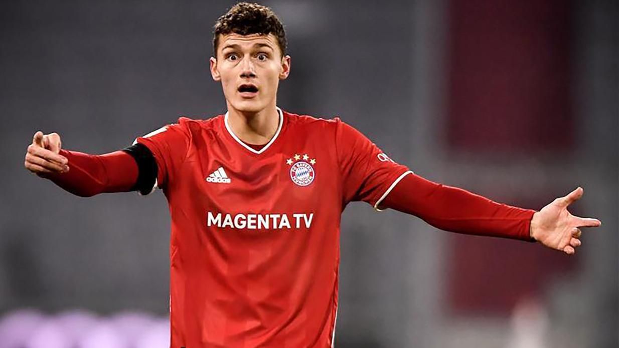 Футболіст Баварії втік з поля в туалет і більше не повернувся: курйозне відео - Спорт 24 Футболіст Баварії втік з поля в туалет і більше не повернувся: курйозне відео - Спорт 24