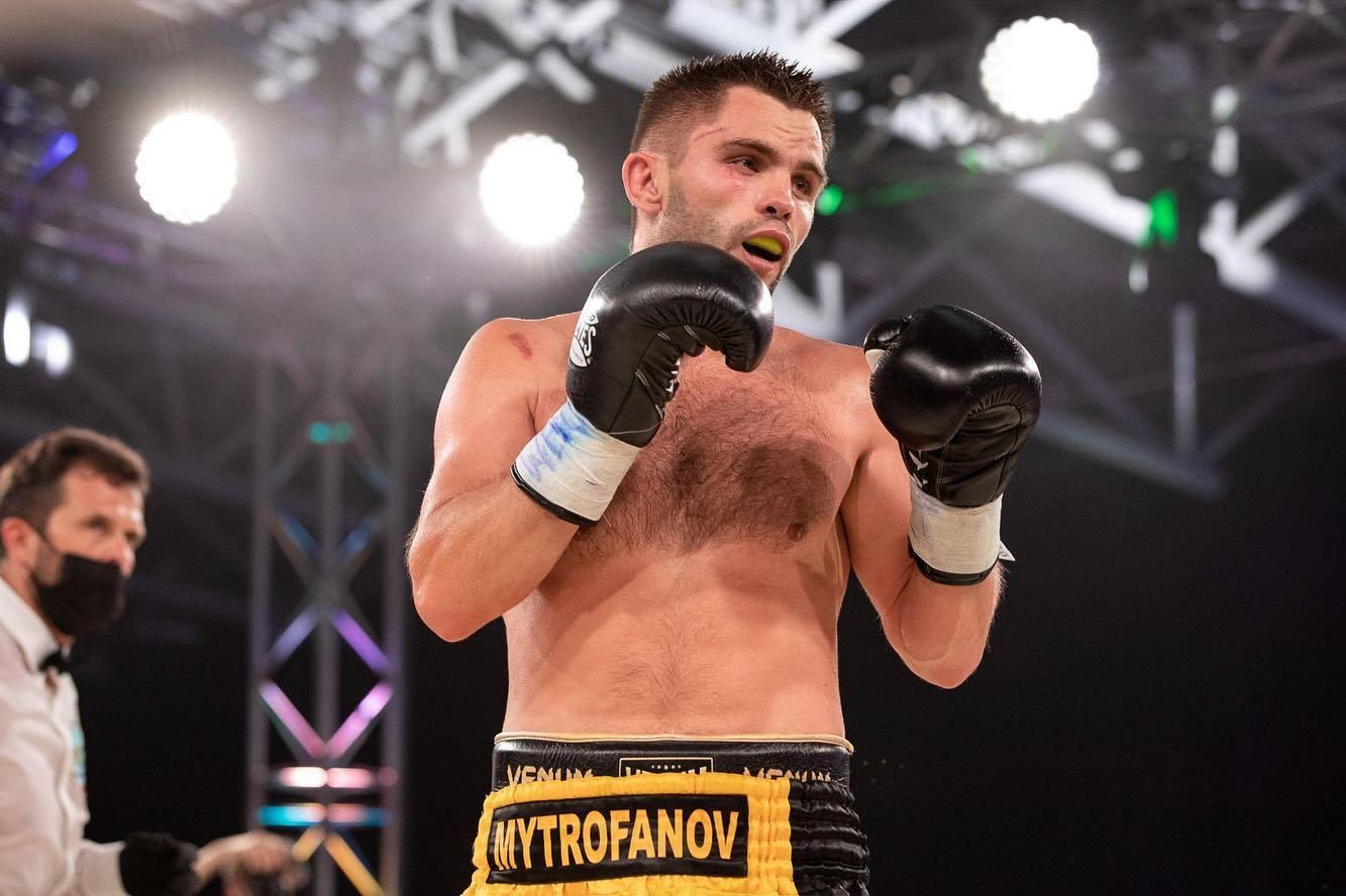 Два технічні нокаути: українські боксери Хегай, Митрофанов і Сіренко здобули впевнені перемоги - новини боксу - Спорт 24 Два технічні нокаути: українські боксери Хегай, Митрофанов і Сіренко здобули впевнені перемоги - новини боксу - Спорт 24