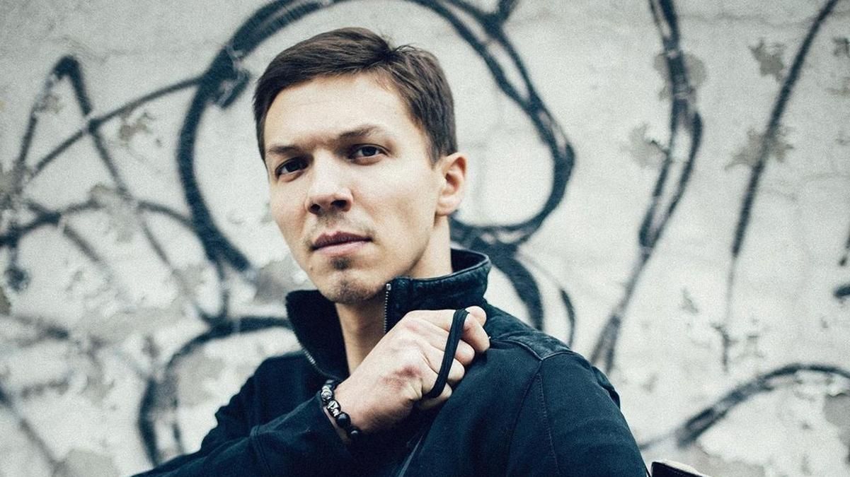 В России чуть ли не до смерти избили спортсмена Дмитрия Соловьева – он в тяжелом состоянии В России чуть ли не до смерти избили спортсмена Дмитрия Соловьева – он в тяжелом состоянии