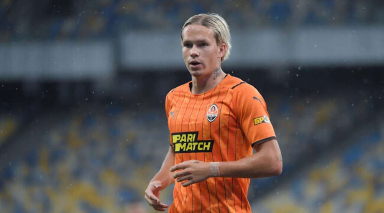 Украинский Неймар: во Франции увлеклись футболистом сборной Украины Украинский Неймар: во Франции увлеклись футболистом сборной Украины