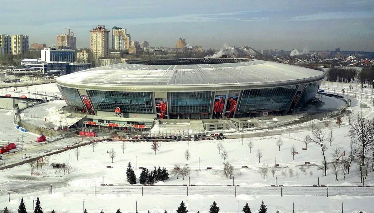 Как выглядит заброшенная "Донбасс Арена", принимавшая матчи Евро-2012: зимнее фото