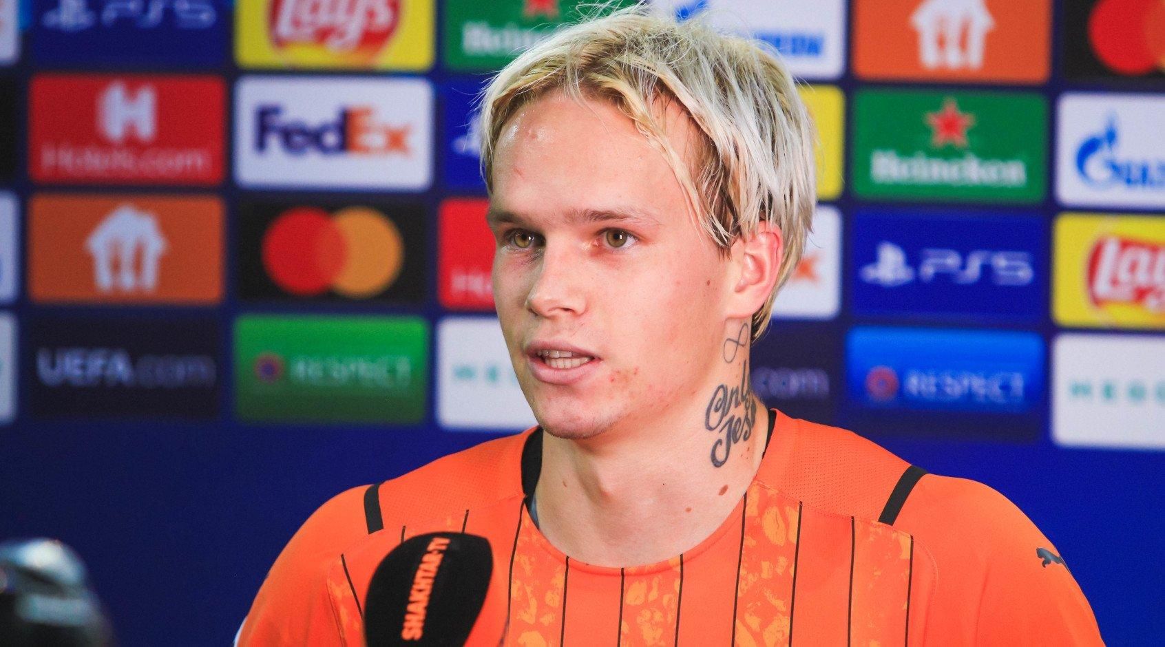 У Шахтарі обрали найкращого футболіста року - Спорт 24 У Шахтарі обрали найкращого футболіста року - Спорт 24