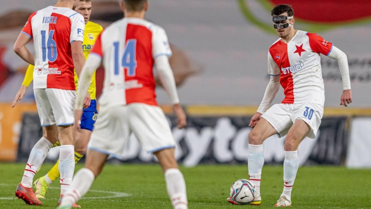 Захисника збірної України продали в останній день 2021 року - Спорт 24 Захисника збірної України продали в останній день 2021 року - Спорт 24