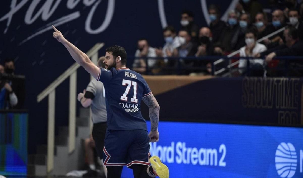 Кривава новорічна ніч: гравець ПСЖ отримав ножові поранення після нападу у Парижі - Спорт 24 Кривава новорічна ніч: гравець ПСЖ отримав ножові поранення після нападу у Парижі - Спорт 24