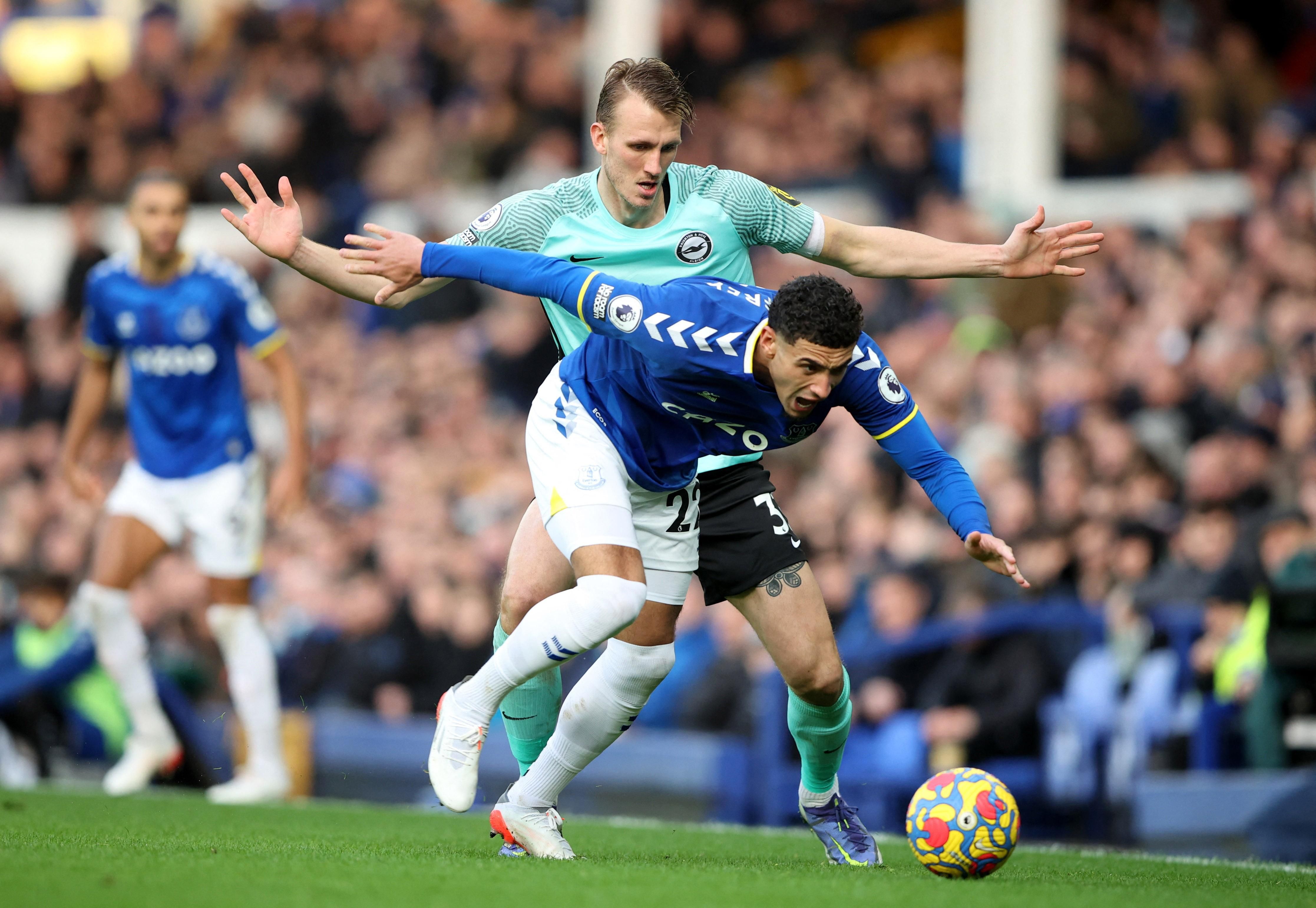 На глазах у Миколенко: Эвертон проиграл после презентации украинца, клуб может уволить тренера На глазах у Миколенко: Эвертон проиграл после презентации украинца, клуб может уволить тренера