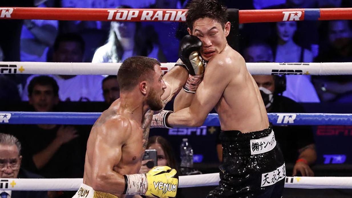 Нокаути Ломаченка та Ф'юрі визнано найкращими у 2021 році: відеопідбірка - новини боксу - Спорт 24 Нокаути Ломаченка та Ф'юрі визнано найкращими у 2021 році: відеопідбірка - новини боксу - Спорт 24