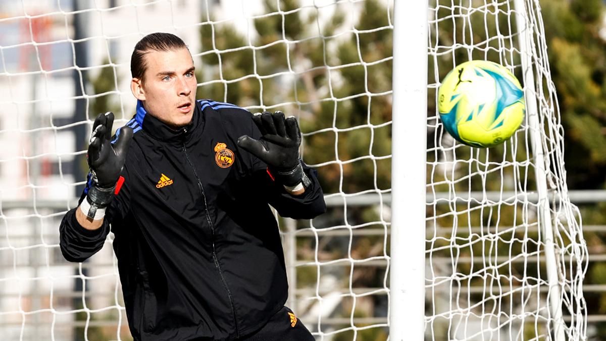 Лунин сыграет за Реал в матче Кубка Испании: обещание Анчелотти Лунин сыграет за Реал в матче Кубка Испании: обещание Анчелотти