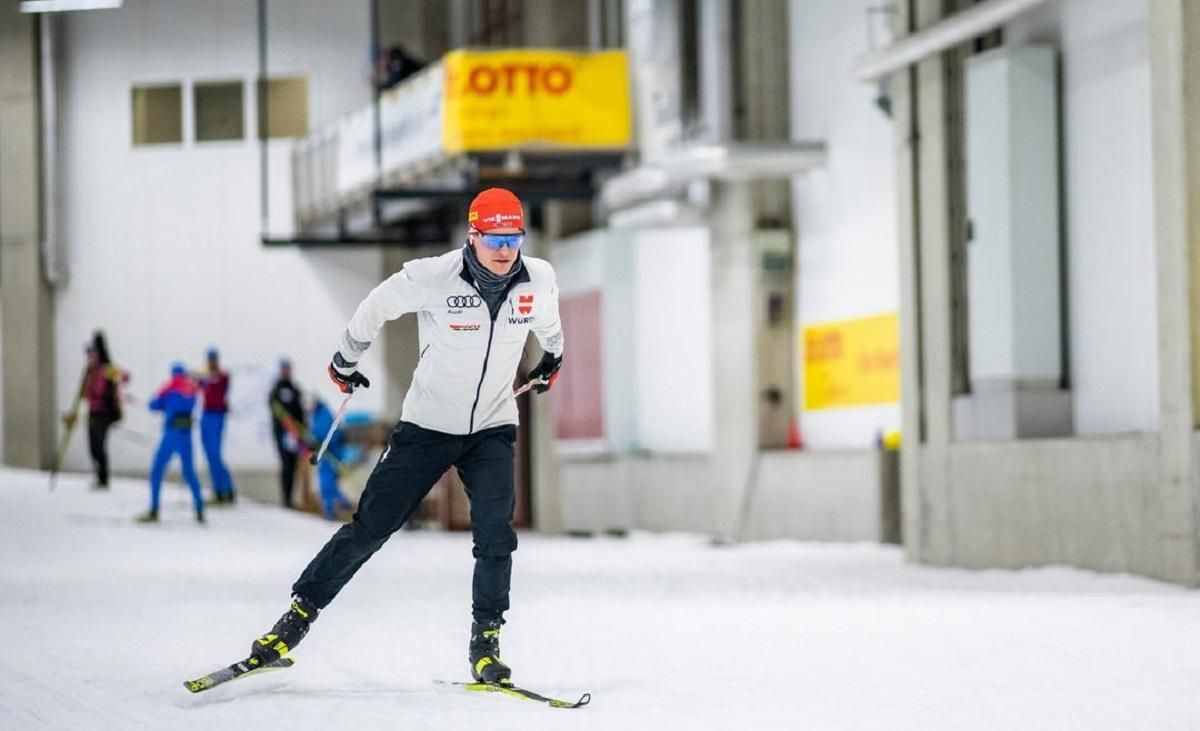 Из-за ливня в Оберхофе биатлонисты тренировались в лыжном тоннеле: фото с подготовки