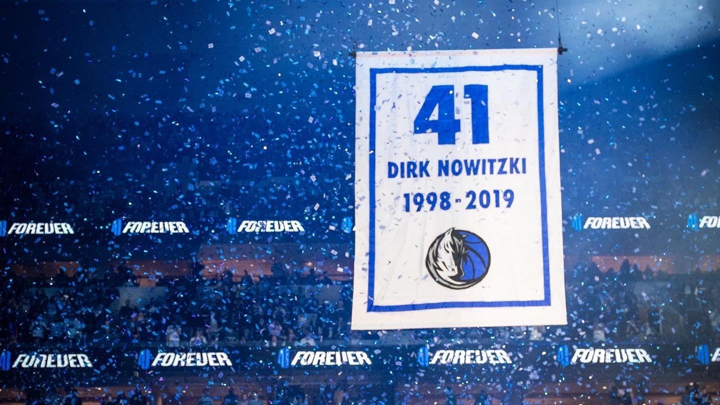 Вшанування легенди: Даллас вивів з обігу номер "41", під яким виступав Дірк Новітцкі - Спорт 24 Вшанування легенди: Даллас вивів з обігу номер "41", під яким виступав Дірк Новітцкі - Спорт 24