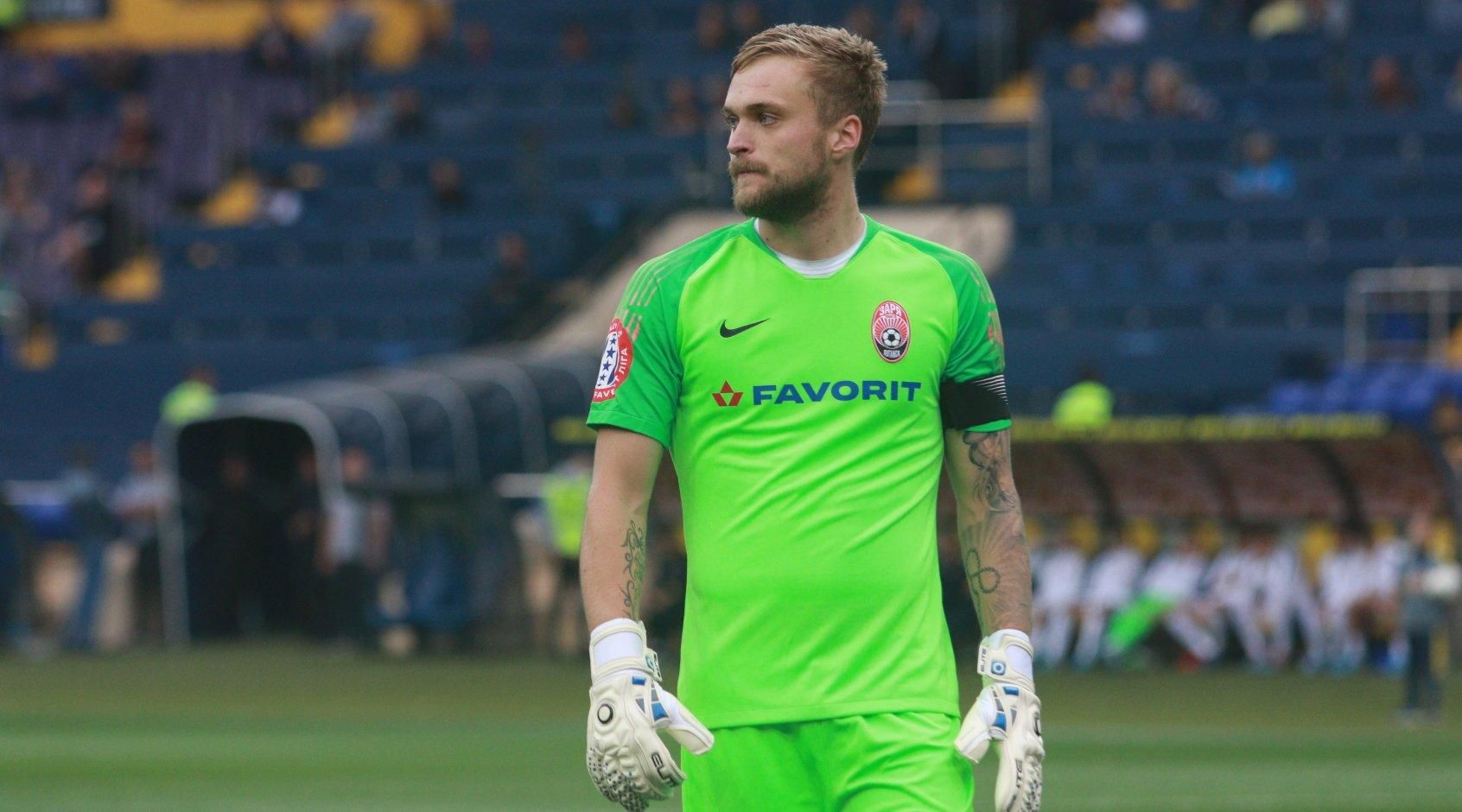 Заря не успела выйти из отпуска, а уже потеряла двух игроков Заря не успела выйти из отпуска, а уже потеряла двух игроков