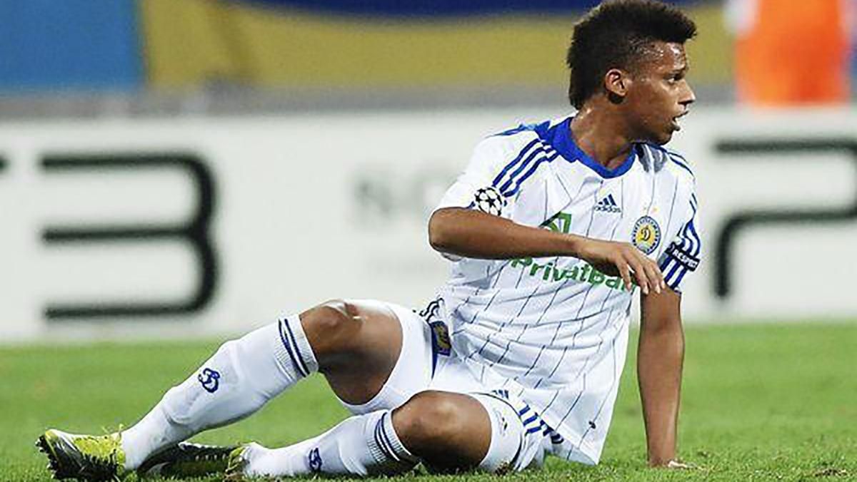 Суд наложил арест на счет футбольного клуба Сантос из-за трансфера игрока в киевское Динамо Суд наложил арест на счет футбольного клуба Сантос из-за трансфера игрока в киевское Динамо