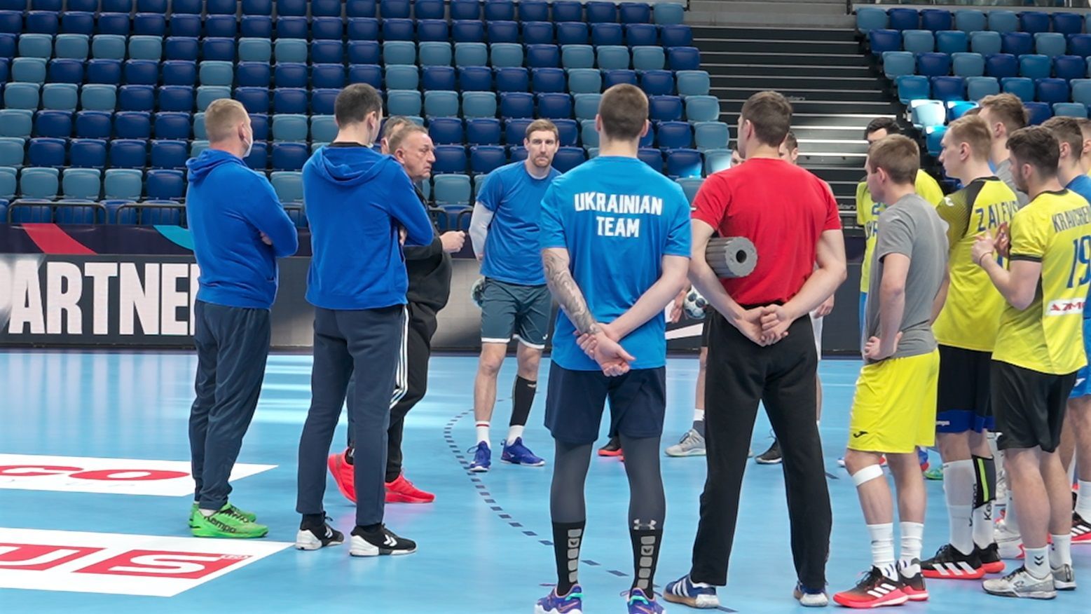 Украина проиграла Сербии в стартовом матче Евро-2022 по гандболу Украина проиграла Сербии в стартовом матче Евро-2022 по гандболу