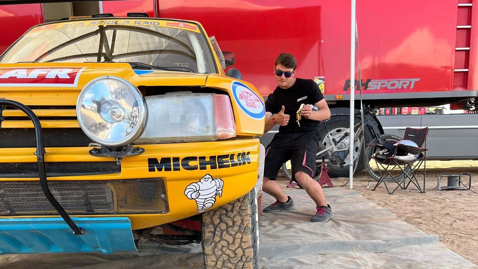 В последний день гонки "Дакар" в аварии погиб механик В последний день гонки "Дакар" в аварии погиб механик