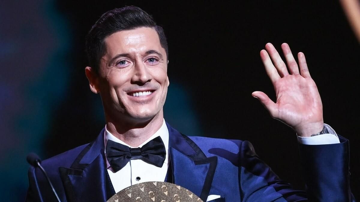 Левандовский опередил Месси и стал лучшим игроком года по версии ФИФА: все победители Левандовский опередил Месси и стал лучшим игроком года по версии ФИФА: все победители