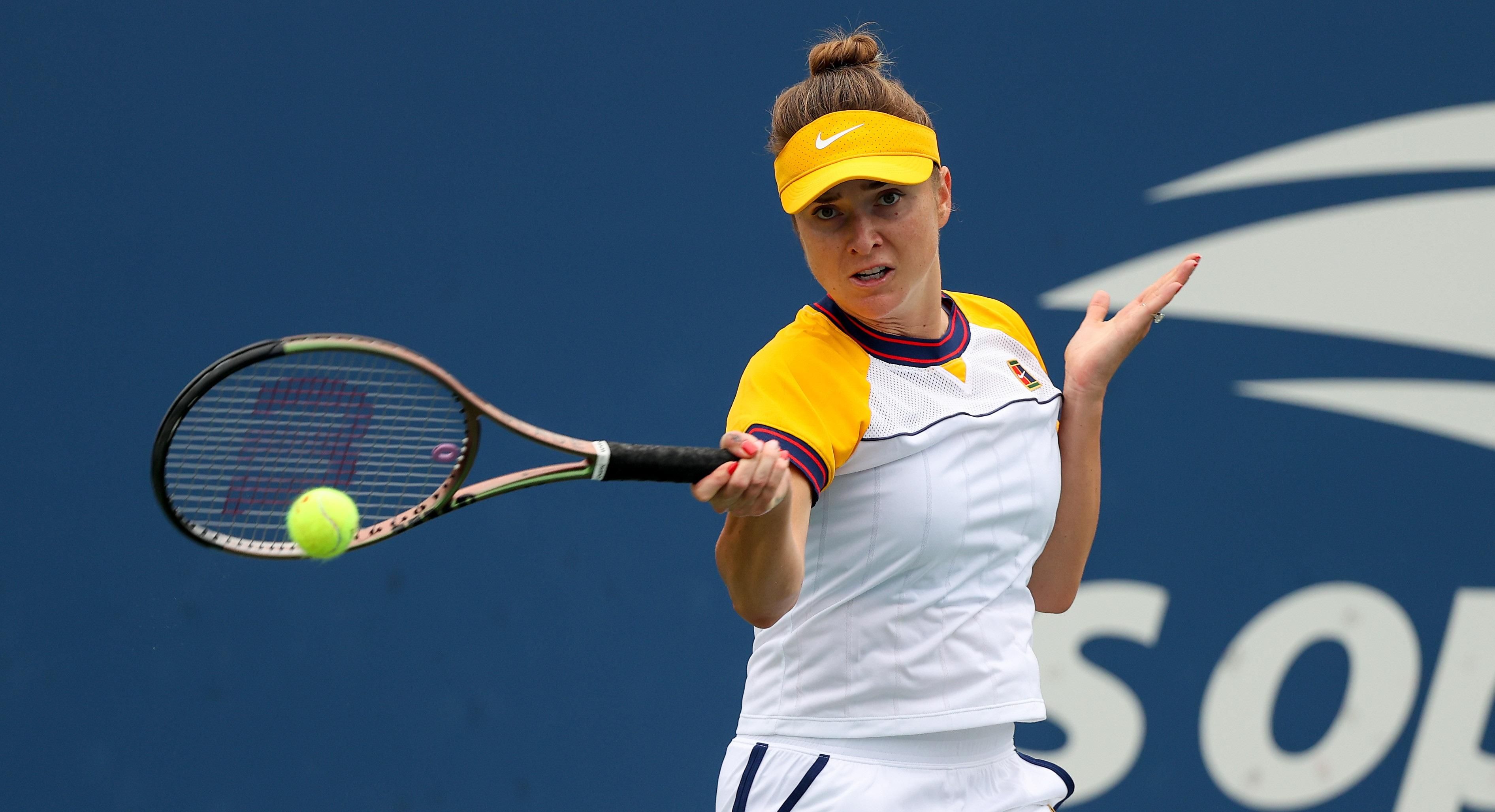 Netflix хочет снять сериал со Светолиной и Монфисом Netflix хочет снять сериал со Светолиной и Монфисом