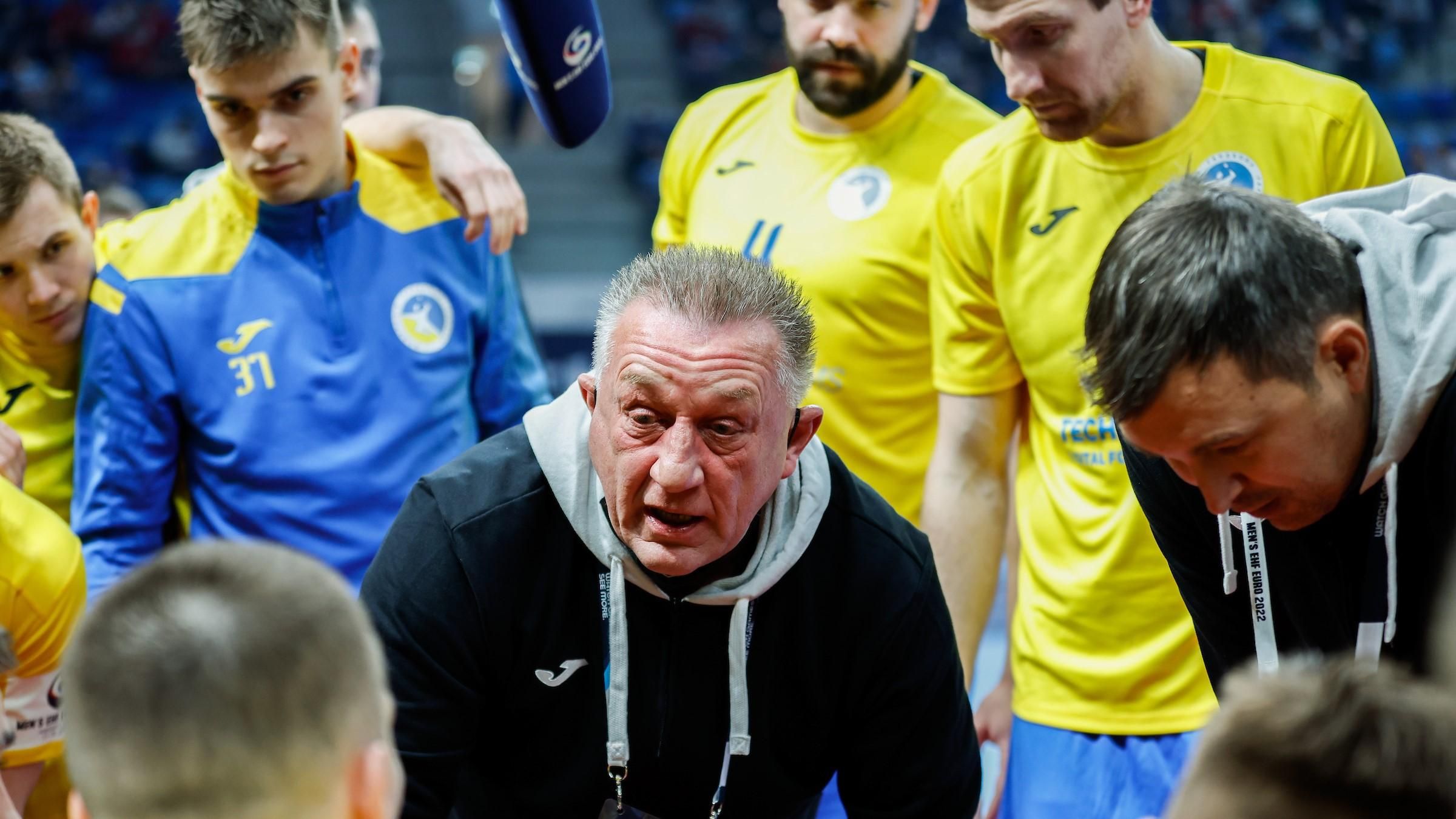 Збірна України звільнила головного тренера після провалу на гандбольному Євро-2022 - Спорт 24