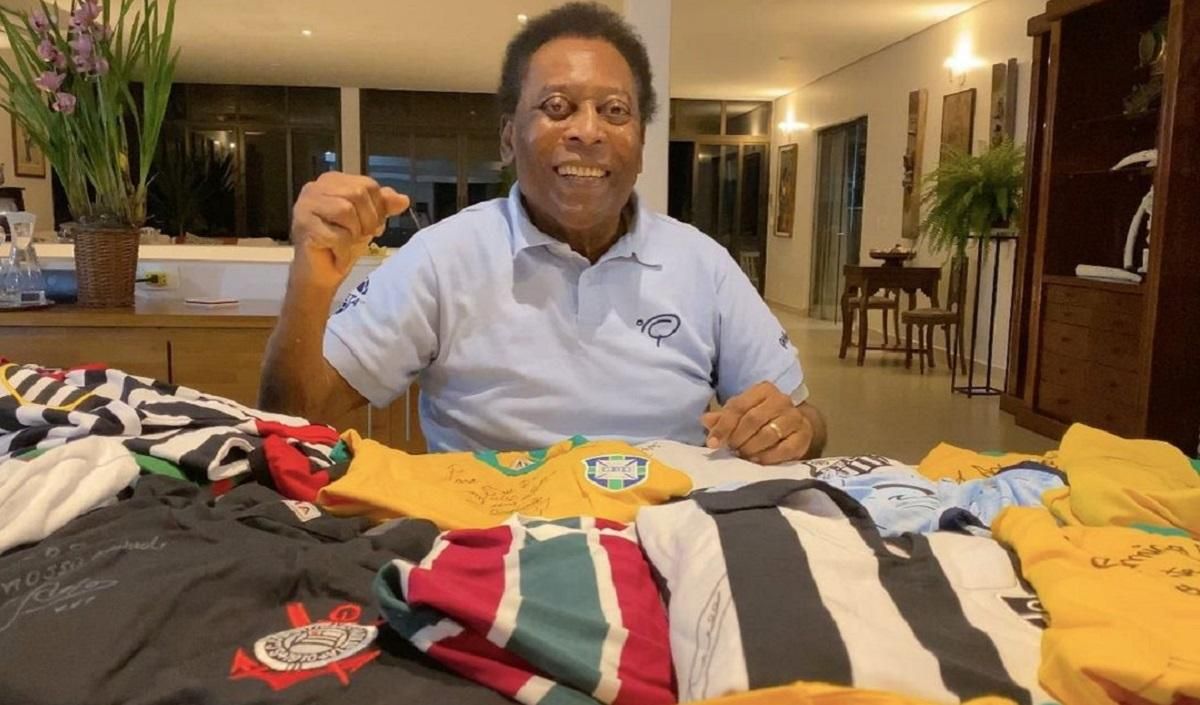 Пеле знову госпіталізували у лікарню: легенда футболу пройде курс хімієтерапії - Спорт 24 Пеле знову госпіталізували у лікарню: легенда футболу пройде курс хімієтерапії - Спорт 24