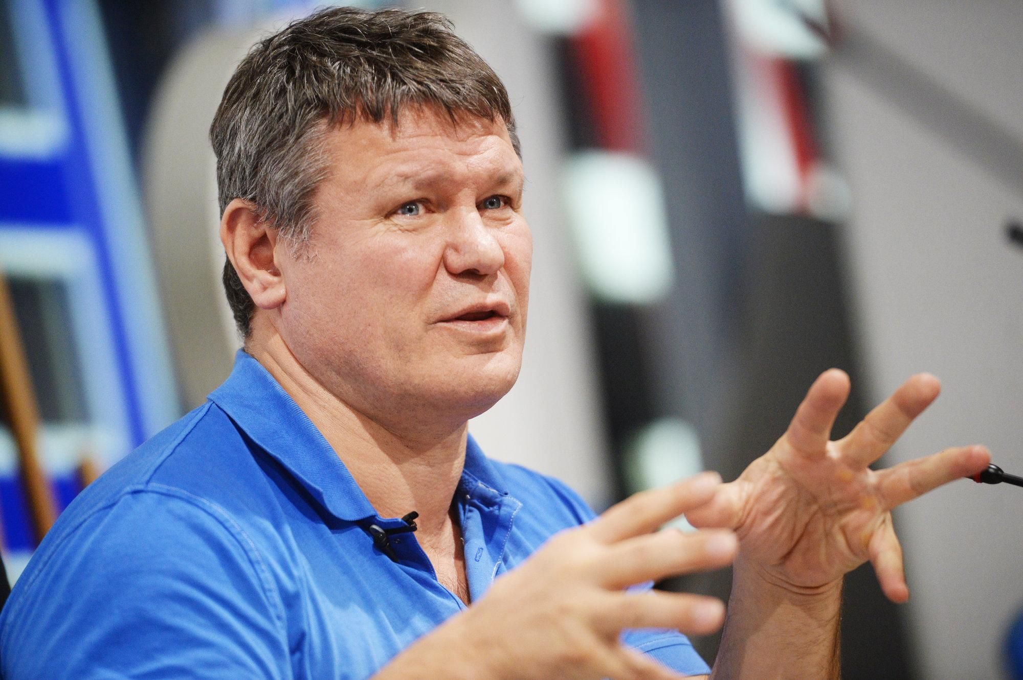 Били ногами та душили: у Мексиці жорстоко побили російського чемпіона UFC - Спорт 24 Били ногами та душили: у Мексиці жорстоко побили російського чемпіона UFC - Спорт 24