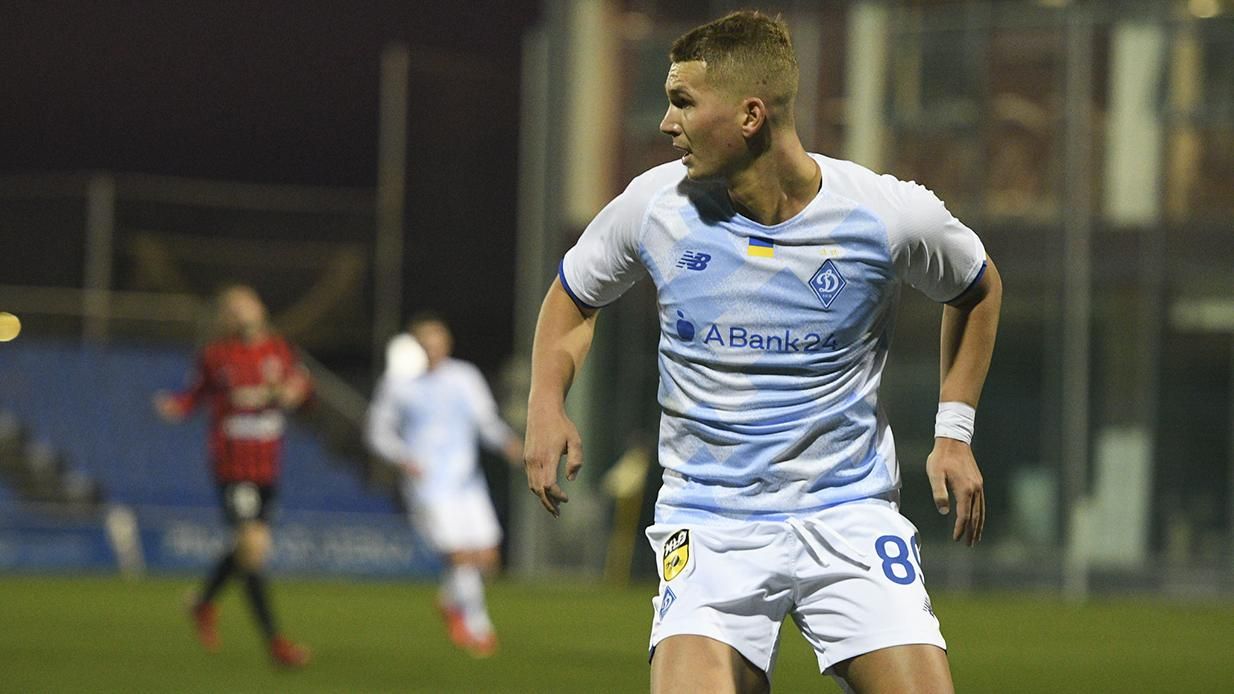 Сампдорія повернулася до ідеї трансферу нападника Динамо - новини Динамо - Спорт 24 Сампдорія повернулася до ідеї трансферу нападника Динамо - новини Динамо - Спорт 24