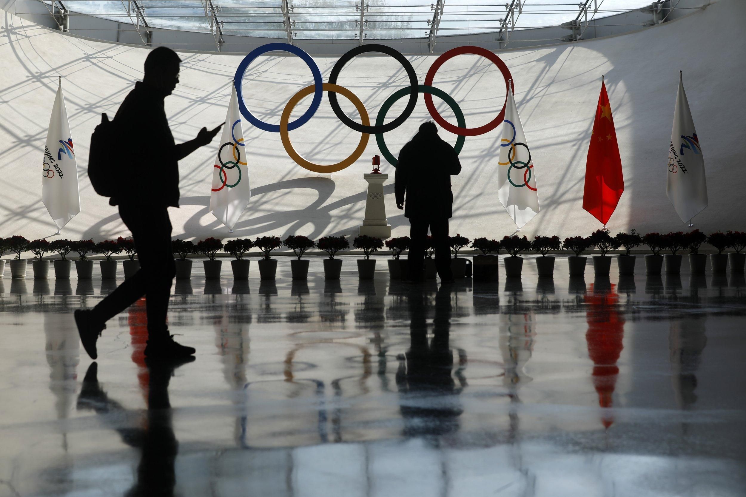 У Пекіні зафіксували 14 випадків коронавірусу серед офіційних осіб Олімпіади-2022 - Спорт 24