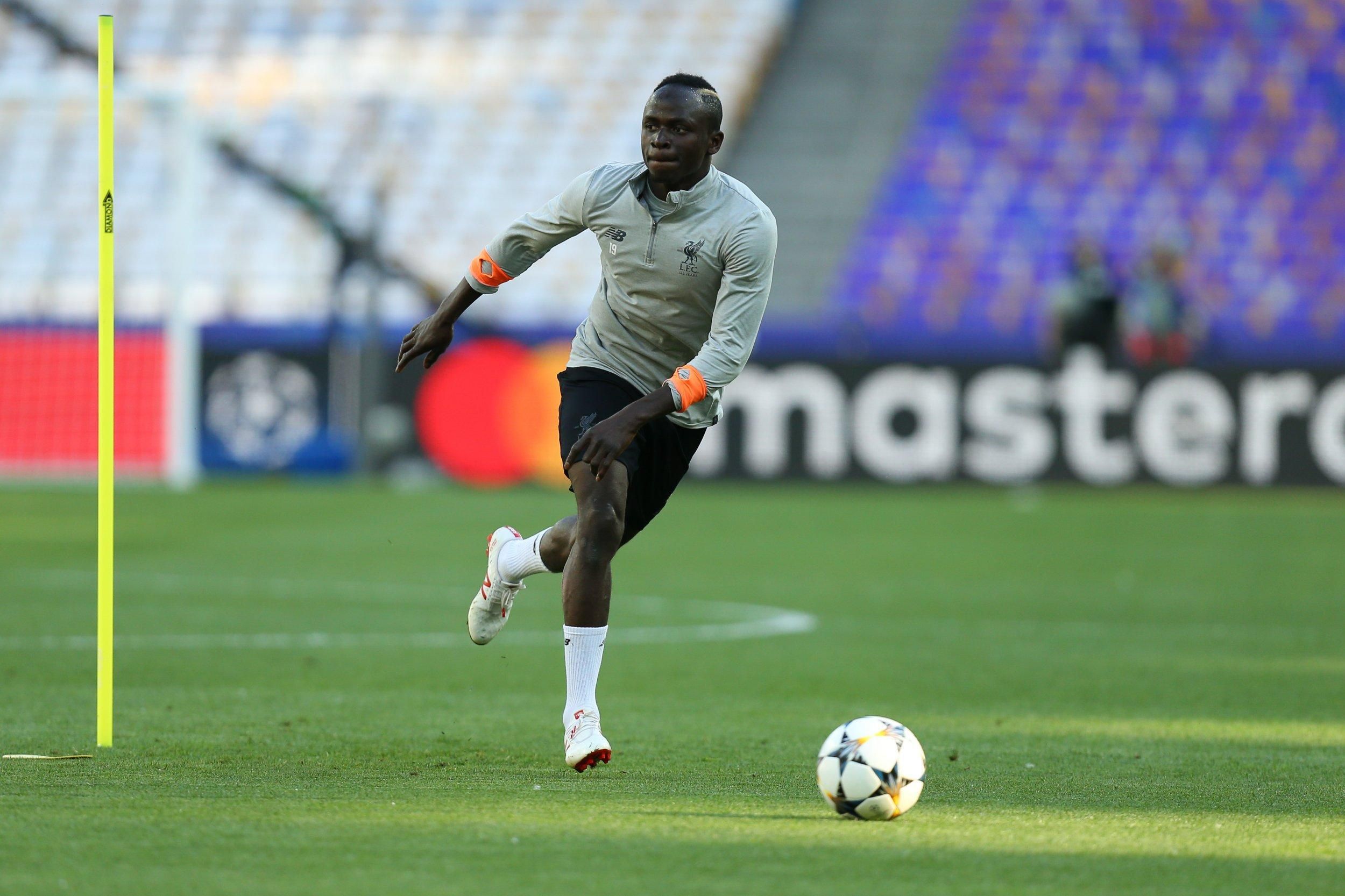 Звезда Ливерпуля столкнулся головой с голкипером: игрок в больнице после ужасного эпизода Звезда Ливерпуля столкнулся головой с голкипером: игрок в больнице после ужасного эпизода