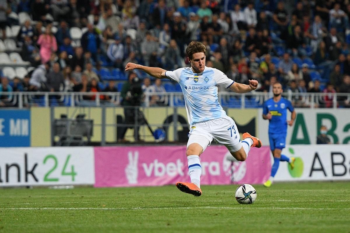 Игрок Динамо может перебраться в Польшу из-за опасности вторжения России в Украину, – СМИ Игрок Динамо может перебраться в Польшу из-за опасности вторжения России в Украину, – СМИ