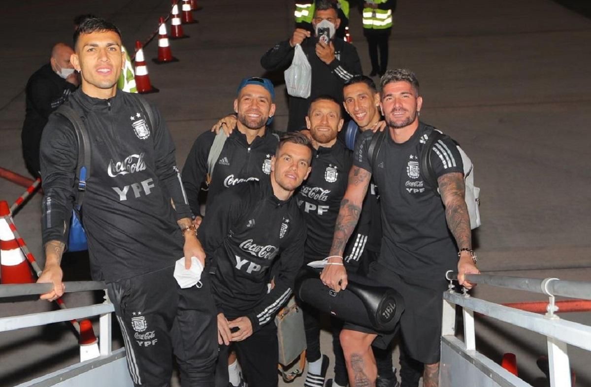 Не разрешили сходить в туалет, – игрок сборной Аргентины о "гостеприимстве" в Чили Не разрешили сходить в туалет, – игрок сборной Аргентины о "гостеприимстве" в Чили