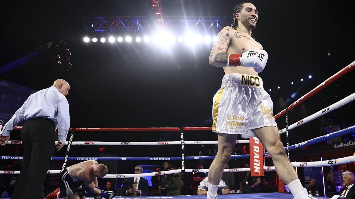 Внук Мухаммеда Али в стиле деда нокаутировал соперника за два раунда: убойное видео Внук Мухаммеда Али в стиле деда нокаутировал соперника за два раунда: убойное видео