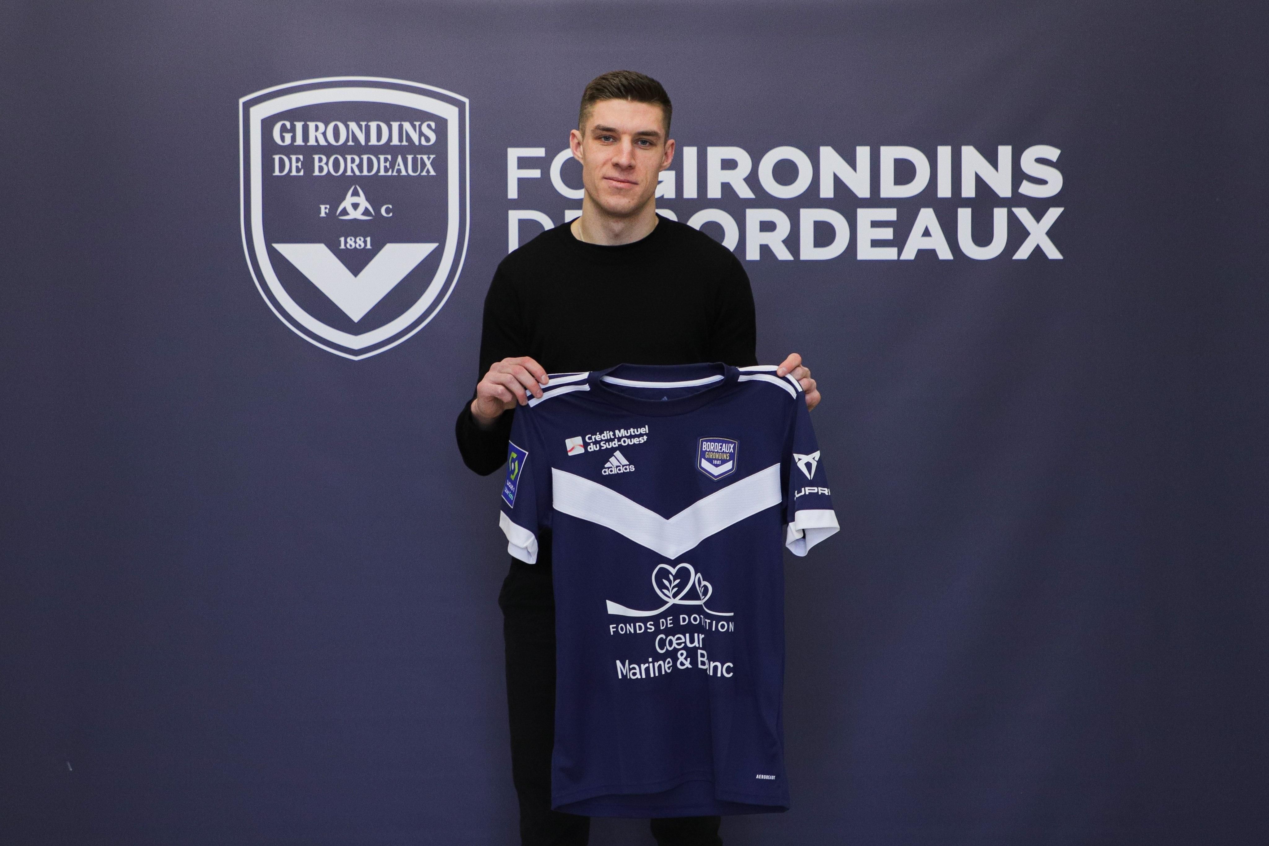 Футболіст Шахтаря офіційно перейшов у французький клуб Бордо - Спорт 24