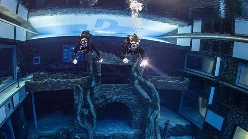 Затонуле місто: як всередині виглядає найглибший басейн у світі – захопливі відео