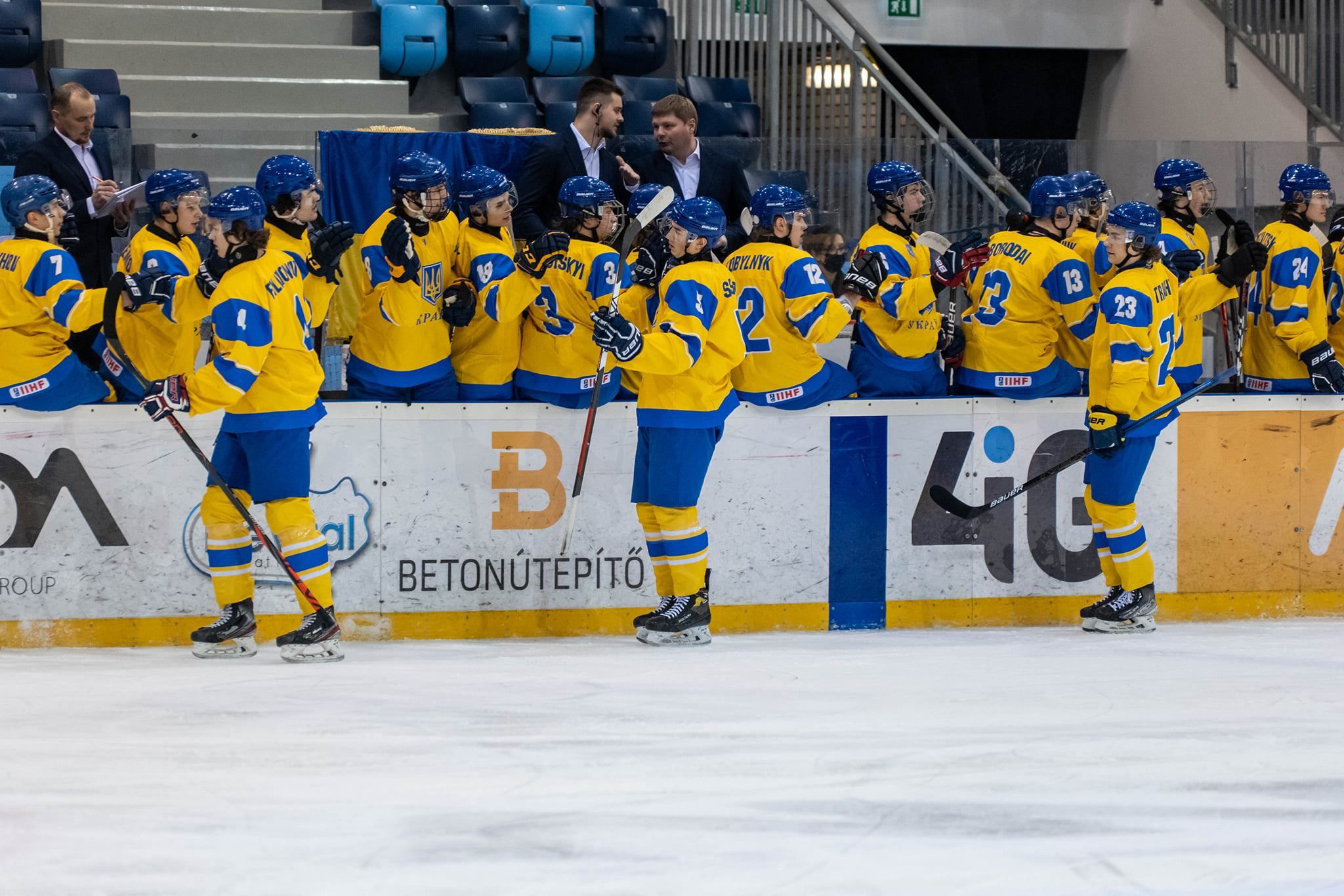 26 хоккеистов вызовут в сборную Украины: соперники отказались играть в Киеве из-за России 26 хоккеистов вызовут в сборную Украины: соперники отказались играть в Киеве из-за России